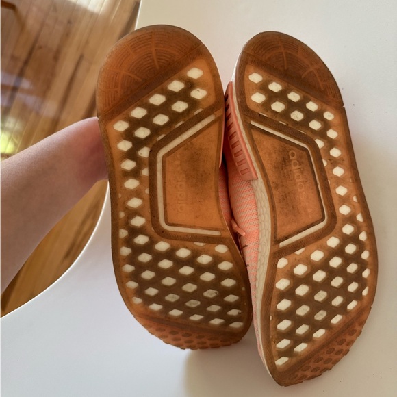 Adidas Originals Women’s NMD R1 Boost Orange shoes size 7 - Picture 5 of 7